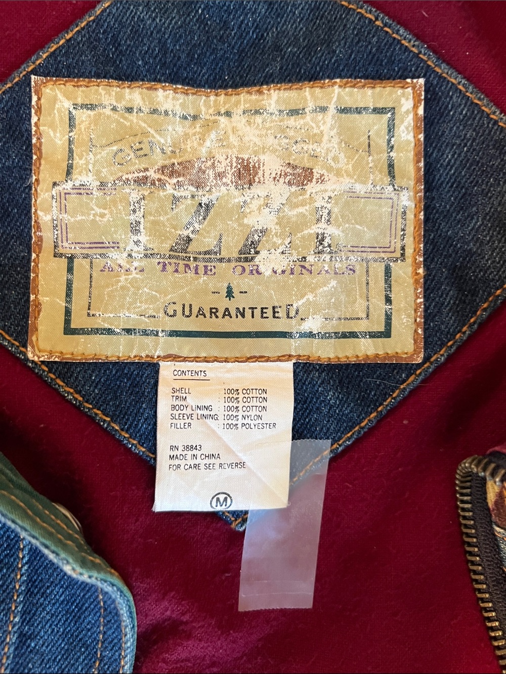 Vintage-Inspired Patchwork Denim Jacket with Maroon Collar - Picture 2 of 12
